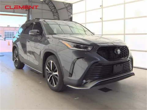 Photos of 2022 Toyota Highlander XSE for sale in O'Fallon, MO at Clement Ford