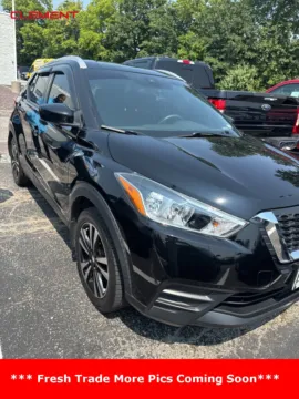 Black 2020 Nissan Kicks SV for sale in O'Fallon, MO