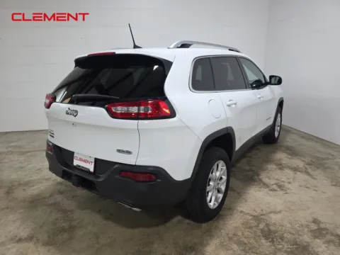 More photos of 2018 Jeep Cherokee Latitude Plus at Clement Ford, MO
