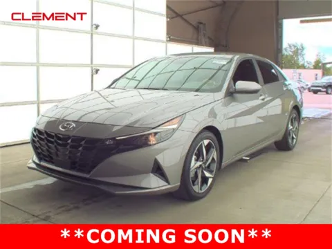Silver 2023 Hyundai Elantra SEL for sale in O'Fallon, MO