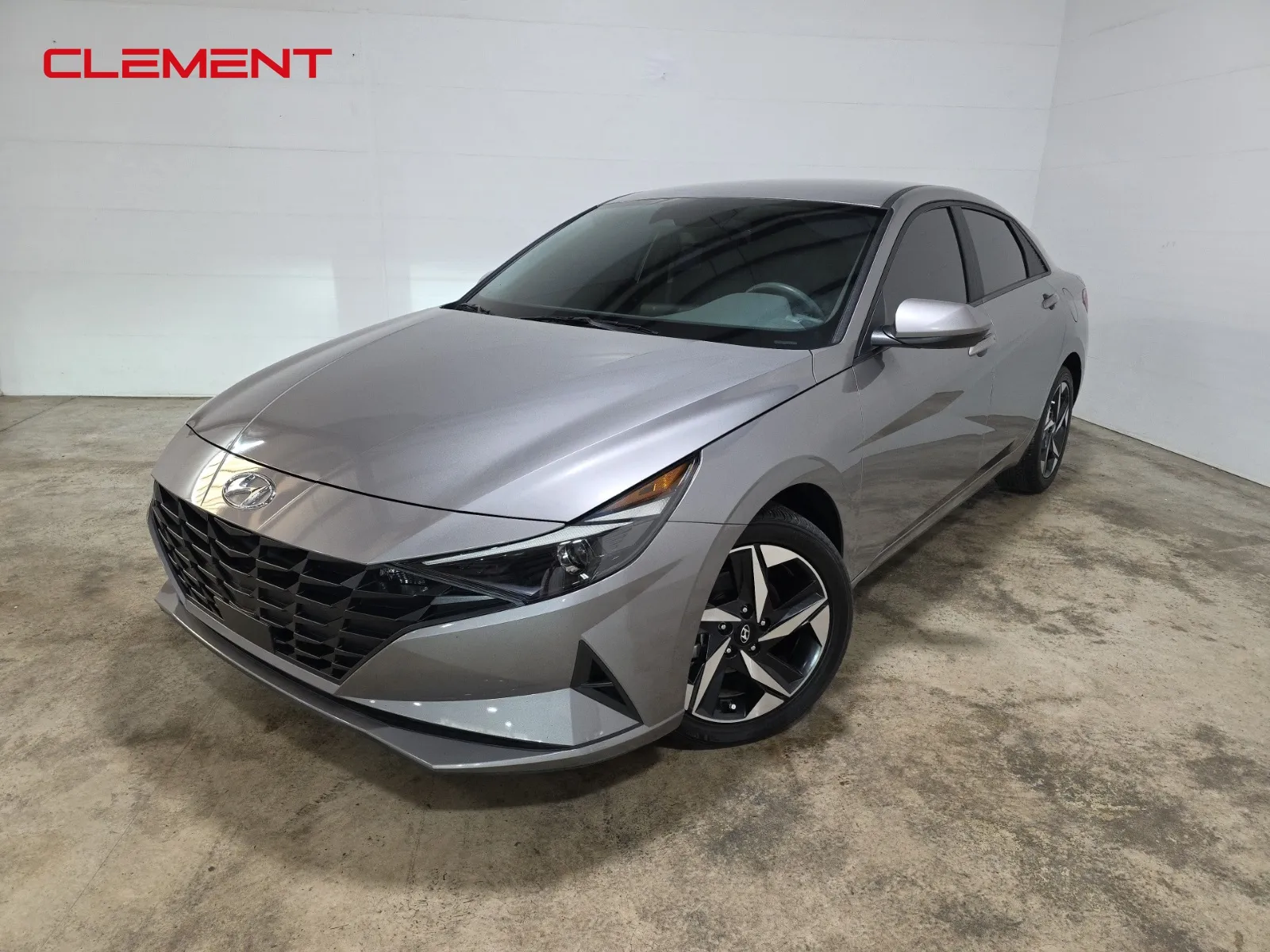 Silver 2023 Hyundai Elantra SEL for sale in O'Fallon, MO