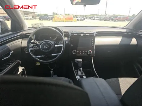 More photos of 2022 Hyundai Tucson SEL at Clement Ford, MO