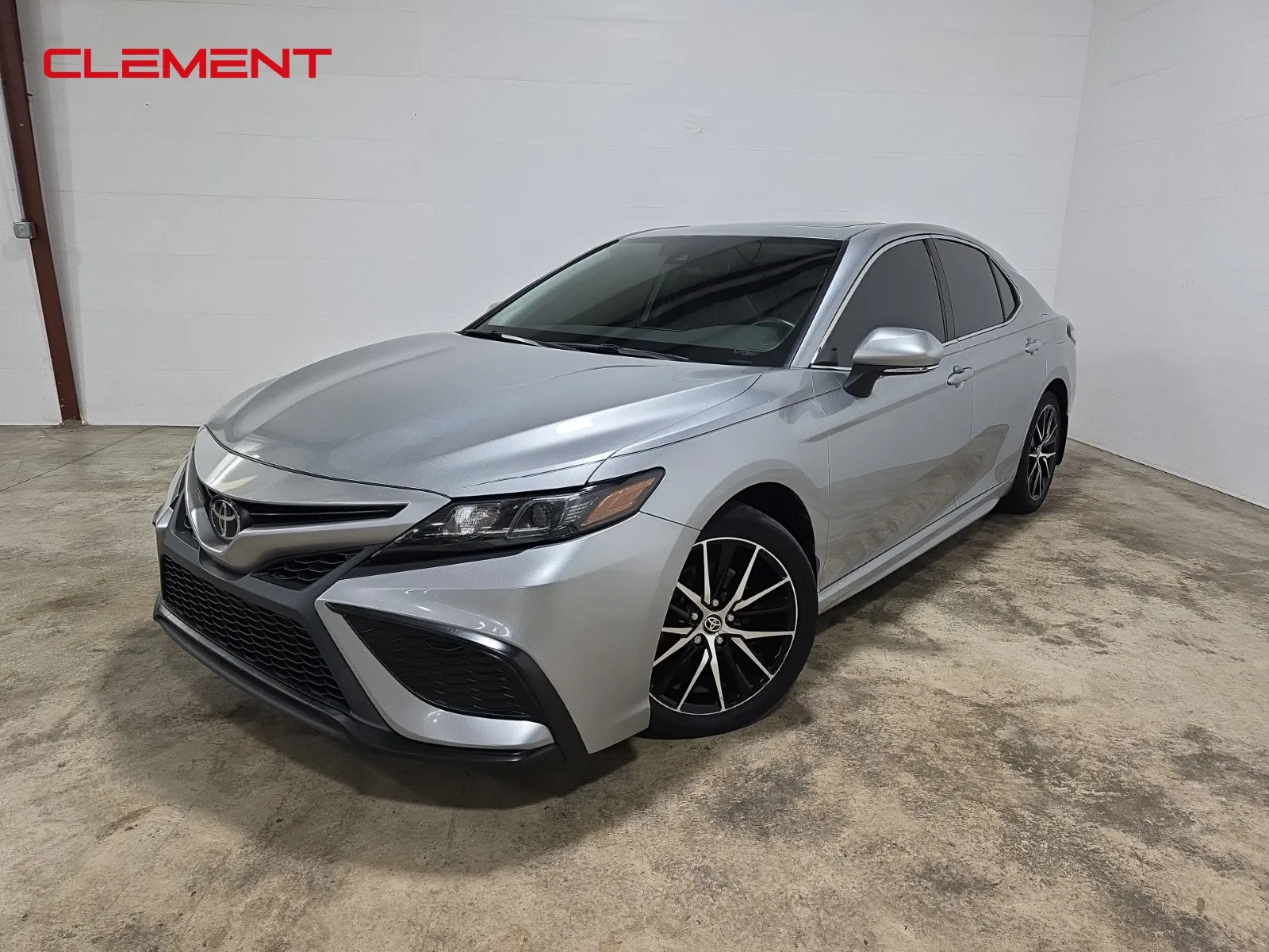Green 2021 Toyota Camry SE for sale in O'Fallon, MO