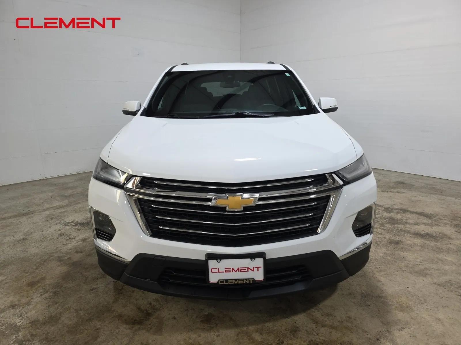 White 2023 Chevrolet Traverse LT for sale in O'Fallon, MO