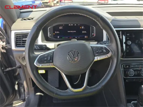 More photos of 2021 Volkswagen Atlas Cross Sport 3.6L V6 SEL Premium at Clement Ford, MO