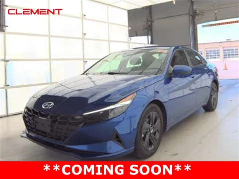 Blue 2023 Hyundai Elantra SEL for sale in O'Fallon, MO
