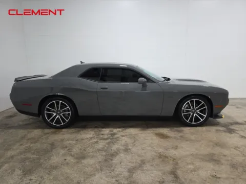More photos of 2023 Dodge Challenger R/T at Clement Ford, MO