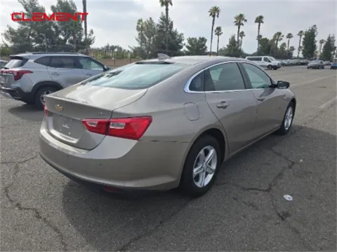 Photos of 2024 Chevrolet Malibu LT for sale in O'Fallon, MO at Clement Ford
