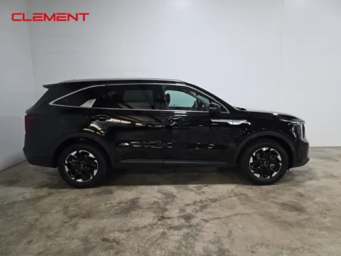 More photos of 2024 Kia Sorento S at Clement Ford, MO