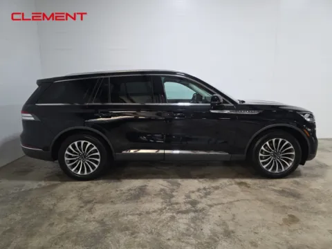 More photos of 2020 Lincoln Aviator Reserve at Clement Ford, MO