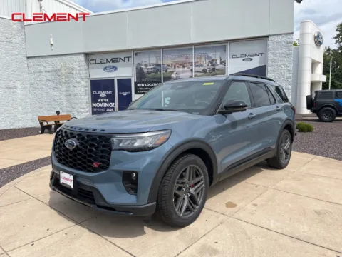 Blue 2025 Ford Explorer ST for sale in O'Fallon, MO