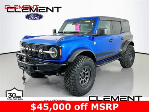 Blue 2024 Ford Bronco Wildtrak for sale in Wentzville, MO