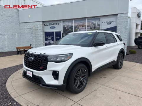 White 2025 Ford Explorer ST for sale in Wentzville, MO