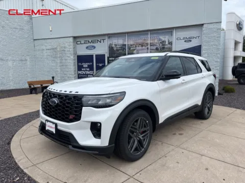 White 2025 Ford Explorer ST for sale in O'Fallon, MO