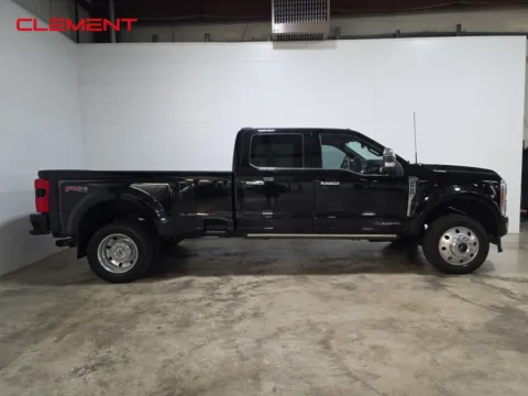 More photos of 2023 Ford F-450SD Platinum at Clement Ford, MO