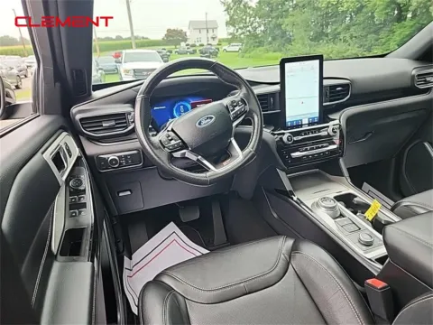 More photos of 2022 Ford Explorer ST at Clement Ford, MO