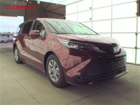 Photos of 2022 Toyota Sienna LE for sale in O'Fallon, MO at Clement Ford