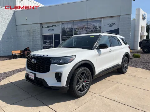 White 2025 Ford Explorer ST-Line for sale in O'Fallon, MO