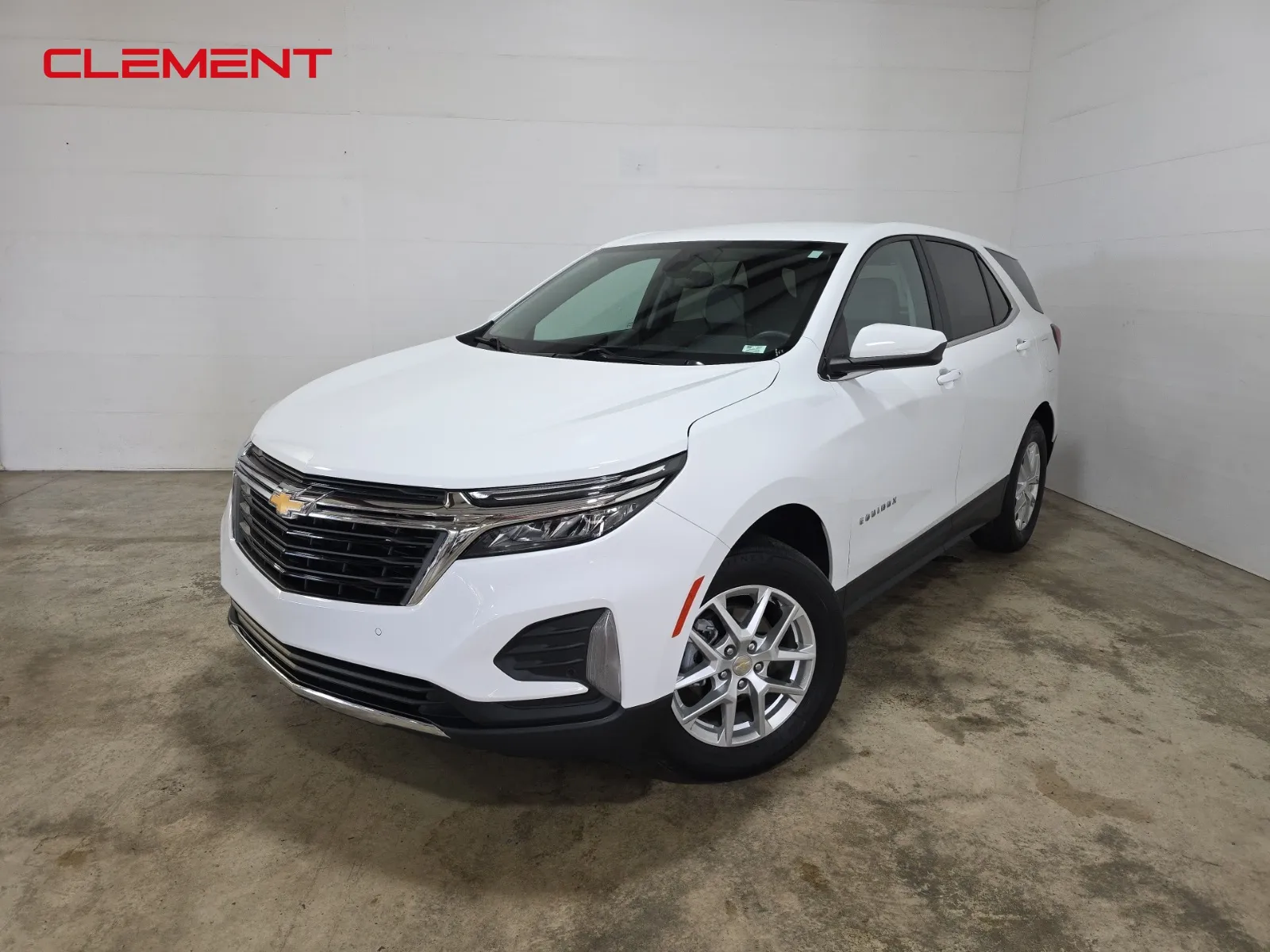 White 2023 Chevrolet Equinox LT for sale in O'Fallon, MO