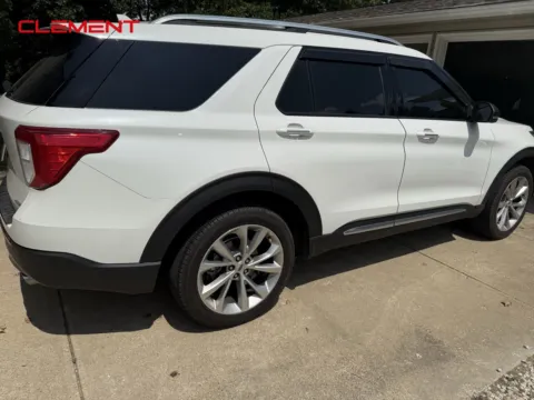 Photos of 2023 Ford Explorer Platinum for sale in O'Fallon, MO at Clement Ford