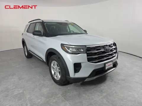 Another view of 2025 Ford Explorer Active for sale in Wentzville, MO at Clement Ford