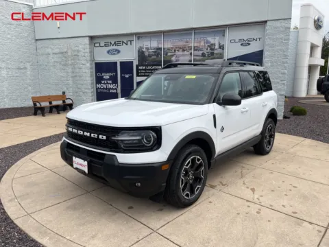 White 2025 Ford Bronco Sport Outer Banks for sale in O'Fallon, MO