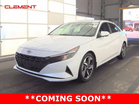 White 2023 Hyundai Elantra SEL for sale in O'Fallon, MO