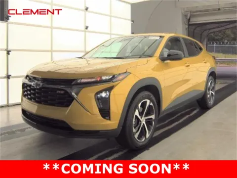 Yellow 2025 Chevrolet Trax 1RS for sale in O'Fallon, MO