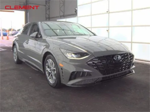 Photos of 2022 Hyundai Sonata SEL for sale in O'Fallon, MO at Clement Ford