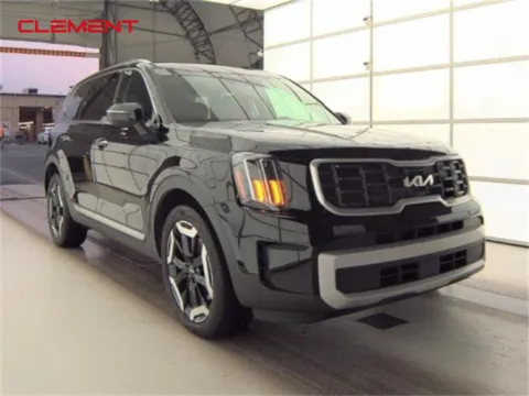 Photos of 2025 Kia Telluride S for sale in O'Fallon, MO at Clement Ford
