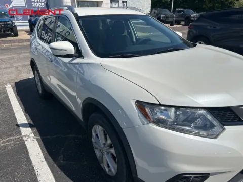 Photos of 2015 Nissan Rogue SV for sale in O'Fallon, MO at Clement Ford