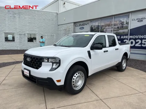 White 2025 Ford Maverick XL for sale in O'Fallon, MO