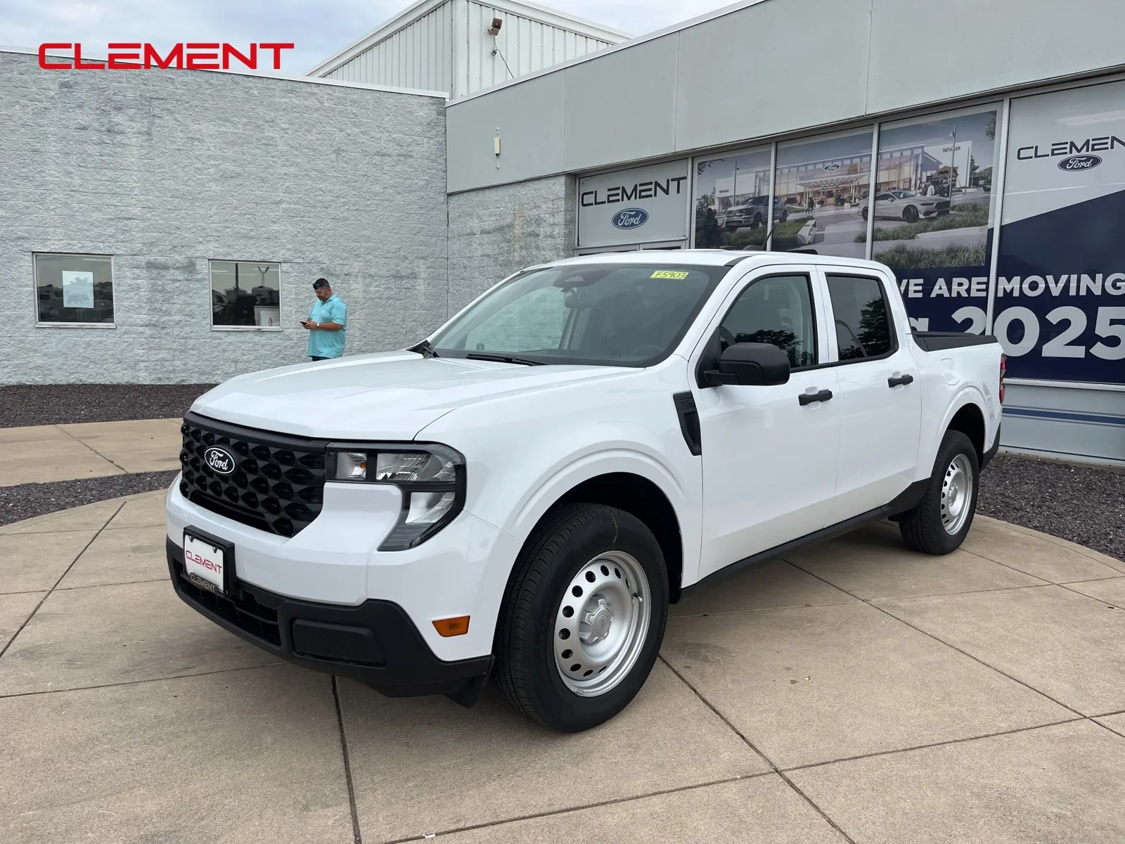 White 2025 Ford Maverick XL for sale in O'Fallon, MO