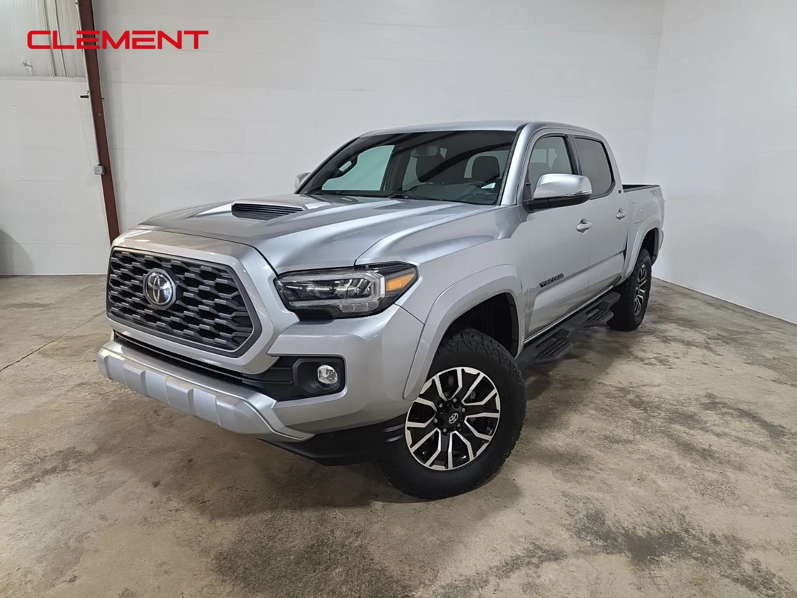 Silver 2022 Toyota Tacoma TRD Sport for sale in O'Fallon, MO