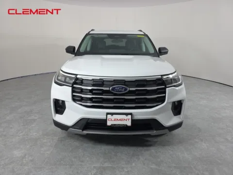 Photos of 2026 Ford Explorer Active for sale in Wentzville, MO at Clement Ford