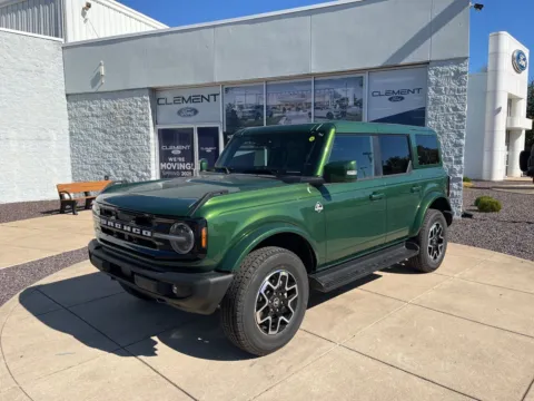Green 2025 Ford Bronco Outer Banks for sale in Wentzville, MO
