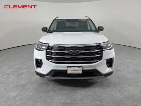Photos of 2026 Ford Explorer Active for sale in Wentzville, MO at Clement Ford