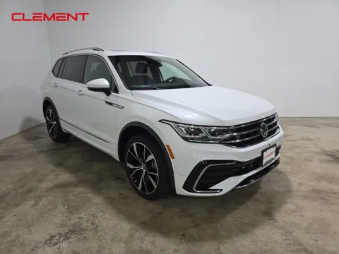 Another view of 2022 Volkswagen Tiguan 2.0T SEL R-Line for sale in O'Fallon, MO at Clement Ford