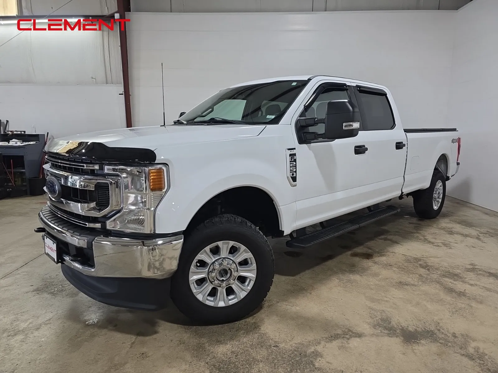White 2022 Ford F-250SD XLT for sale in Wentzville, MO