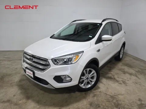 White 2017 Ford Escape SE for sale in O'Fallon, MO