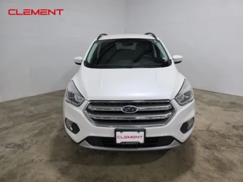Photos of 2017 Ford Escape SE for sale in O'Fallon, MO at Clement Ford