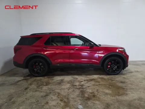 More photos of 2020 Ford Explorer ST at Clement Ford, MO
