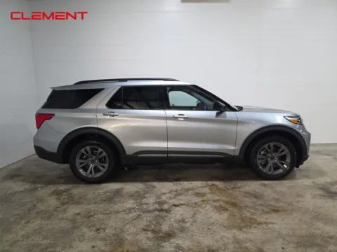 More photos of 2022 Ford Explorer XLT at Clement Ford, MO