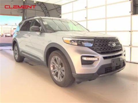 Photos of 2022 Ford Explorer XLT for sale in O'Fallon, MO at Clement Ford