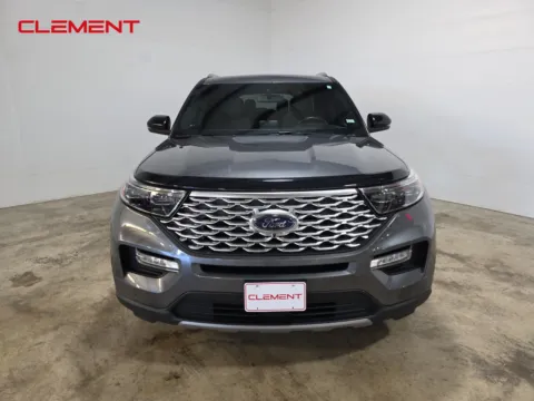 Photos of 2022 Ford Explorer Platinum for sale in O'Fallon, MO at Clement Ford