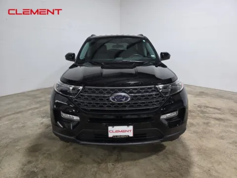Photos of 2022 Ford Explorer XLT for sale in O'Fallon, MO at Clement Ford