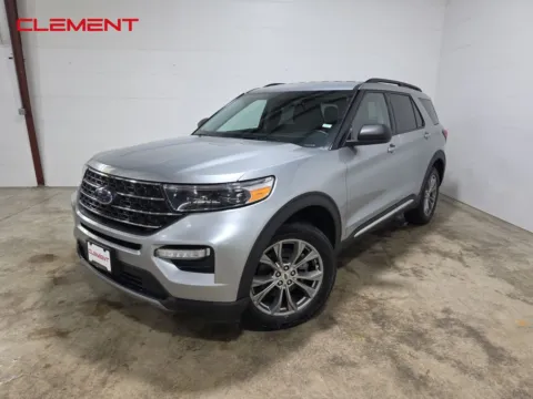 Silver 2022 Ford Explorer XLT for sale in Wentzville, MO