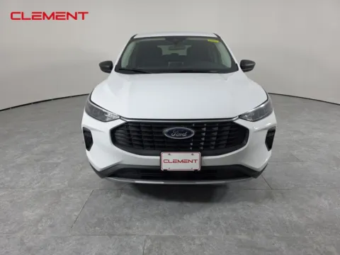 Photos of 2026 Ford Escape Active for sale in Wentzville, MO at Clement Ford