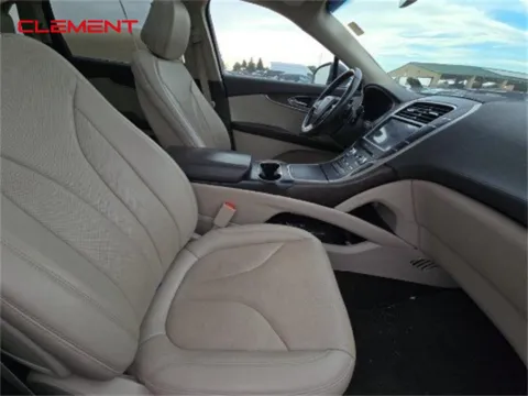 Another view of 2020 Lincoln Nautilus Reserve for sale in O'Fallon, MO at Clement Ford