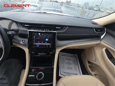 More photos of 2021 Jeep Grand Cherokee L Limited at Clement Ford, MO